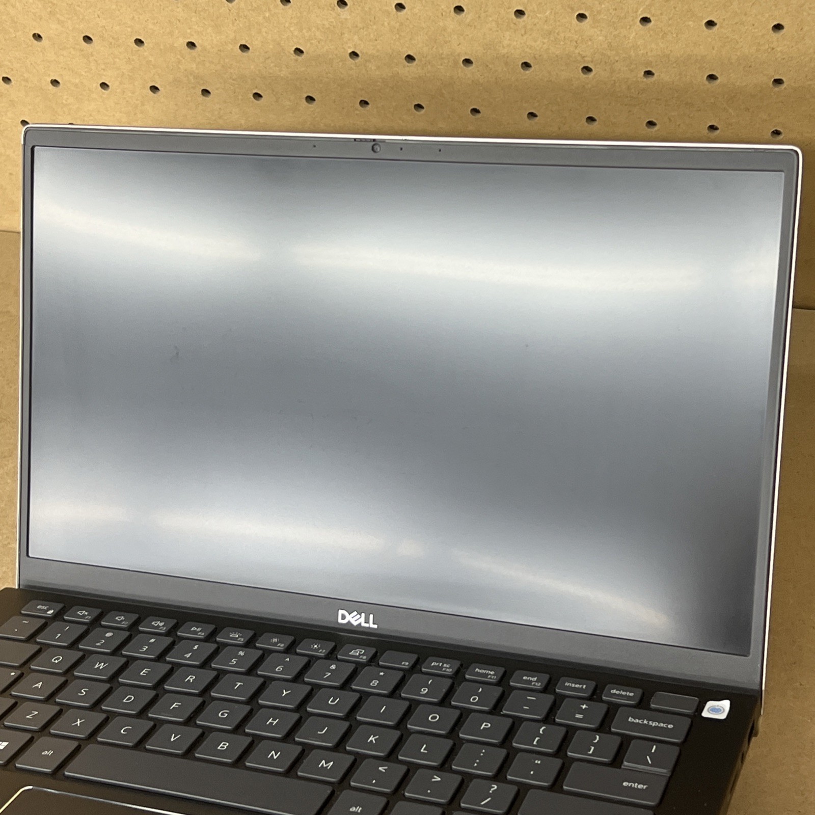 Dell Vostro 5301 i7-1165G7 2.8GHz 8GB Ram 512GB GeForce MX350 – Fair *67% Batt*
