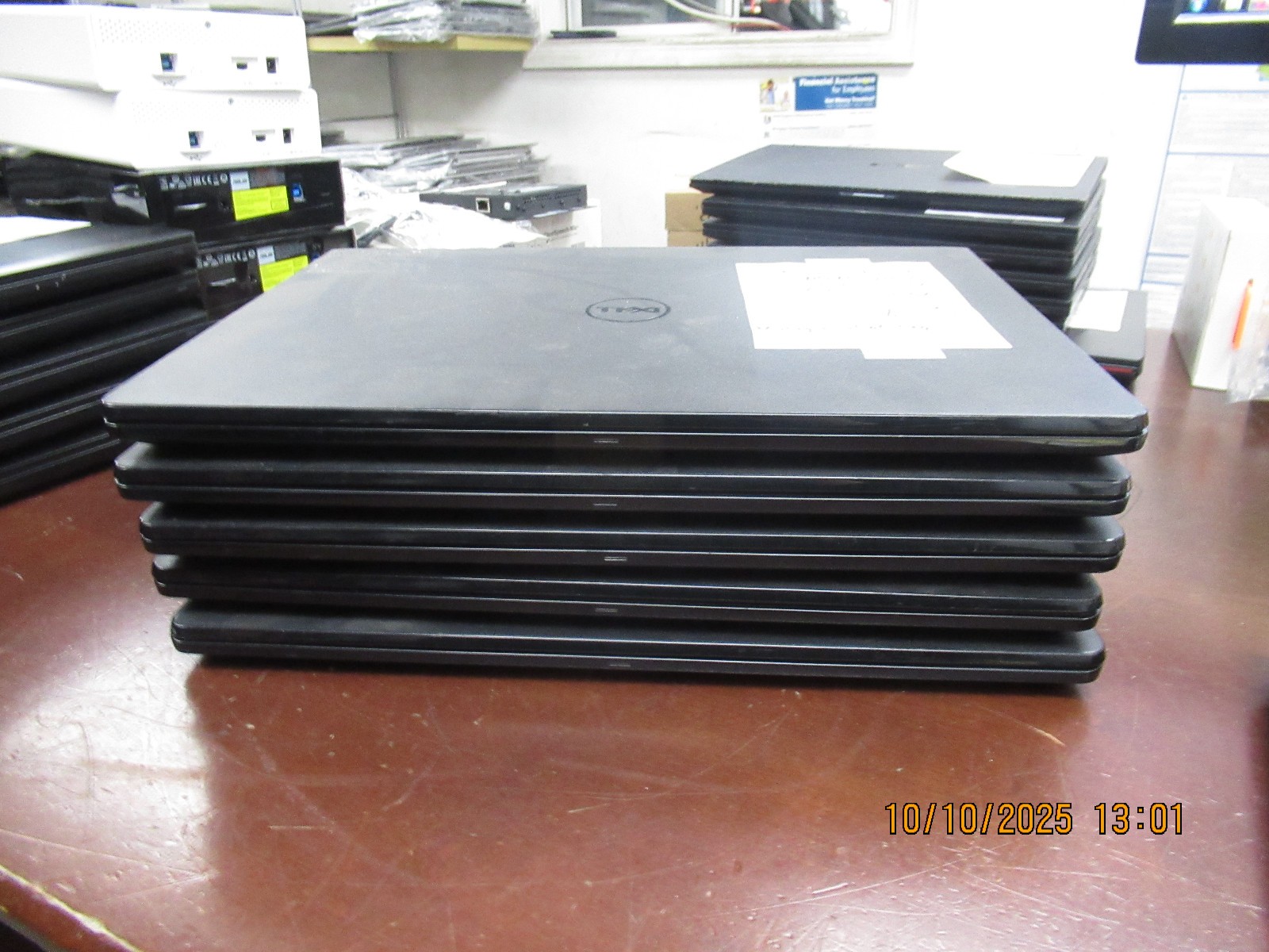 Lot of 5 Dell Inspiron 15 3565 AMD A6-9200 R4 2.00GHz 4GB 500GB Laptop +AC NO OS