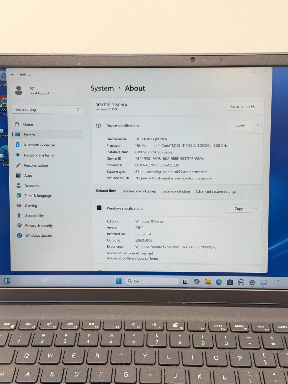 Dell Inspiron 15 3000 Intel Pentium 256GB SSD 8GB RAM 15.6″ Black