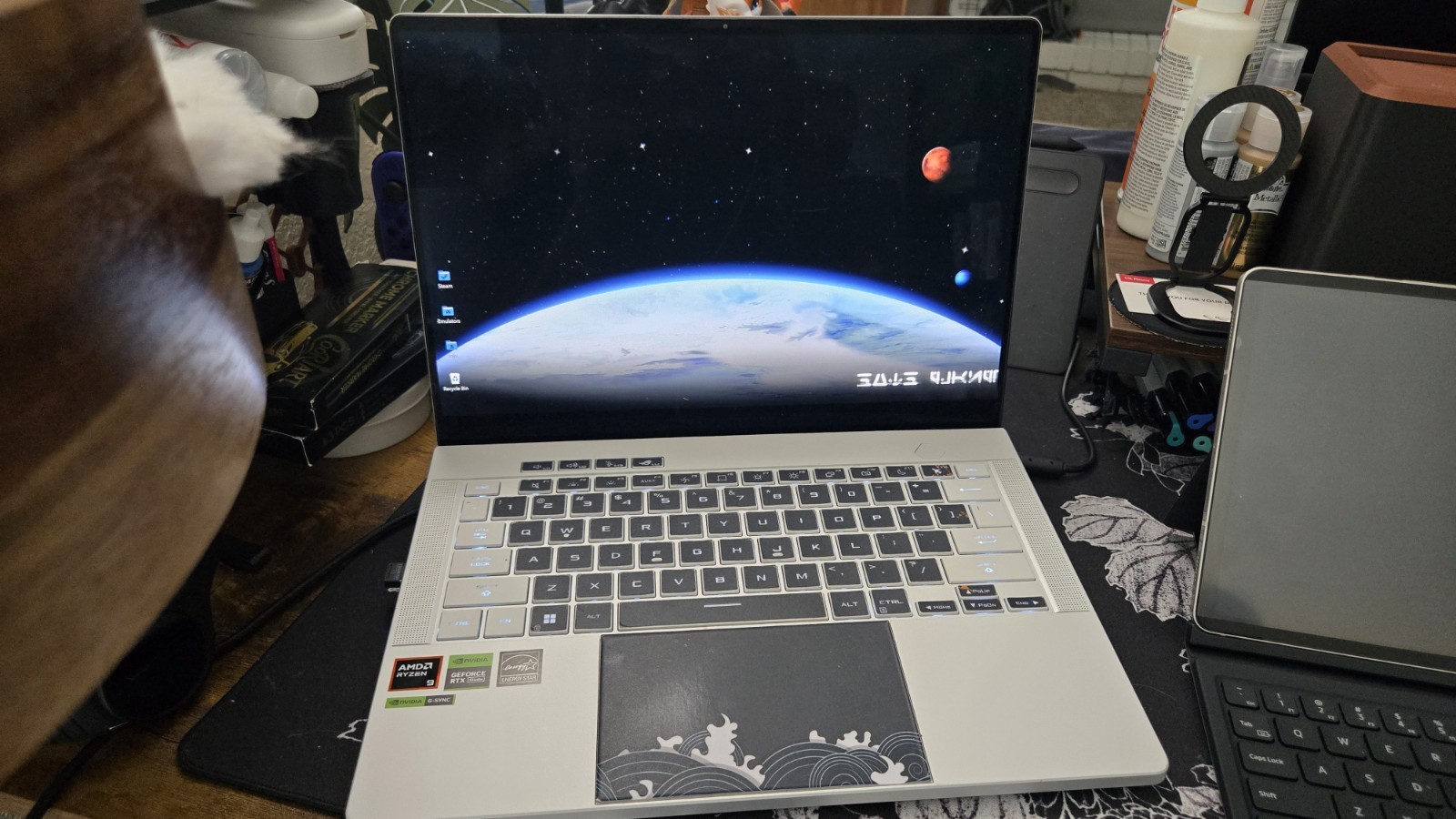 ASUS ROG Zephyrus G14 120Hz OLED Ryzen 9 8945HS 32GB RTX4070 GA403UI + 8TB SSD