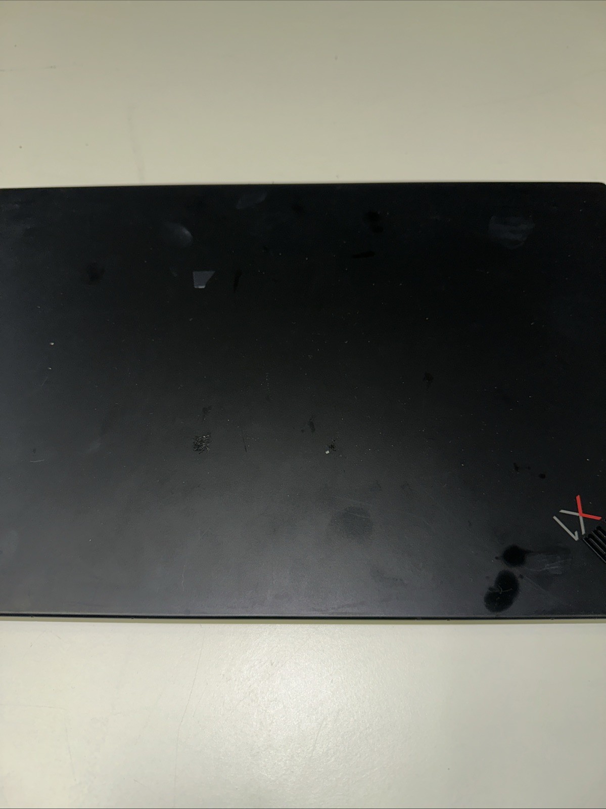 Lenovo ThinkPad X1 Carbon 8th Gen 14″ i7-10610U, 16GB RAM, 512GB SSD, Win 11 Pro