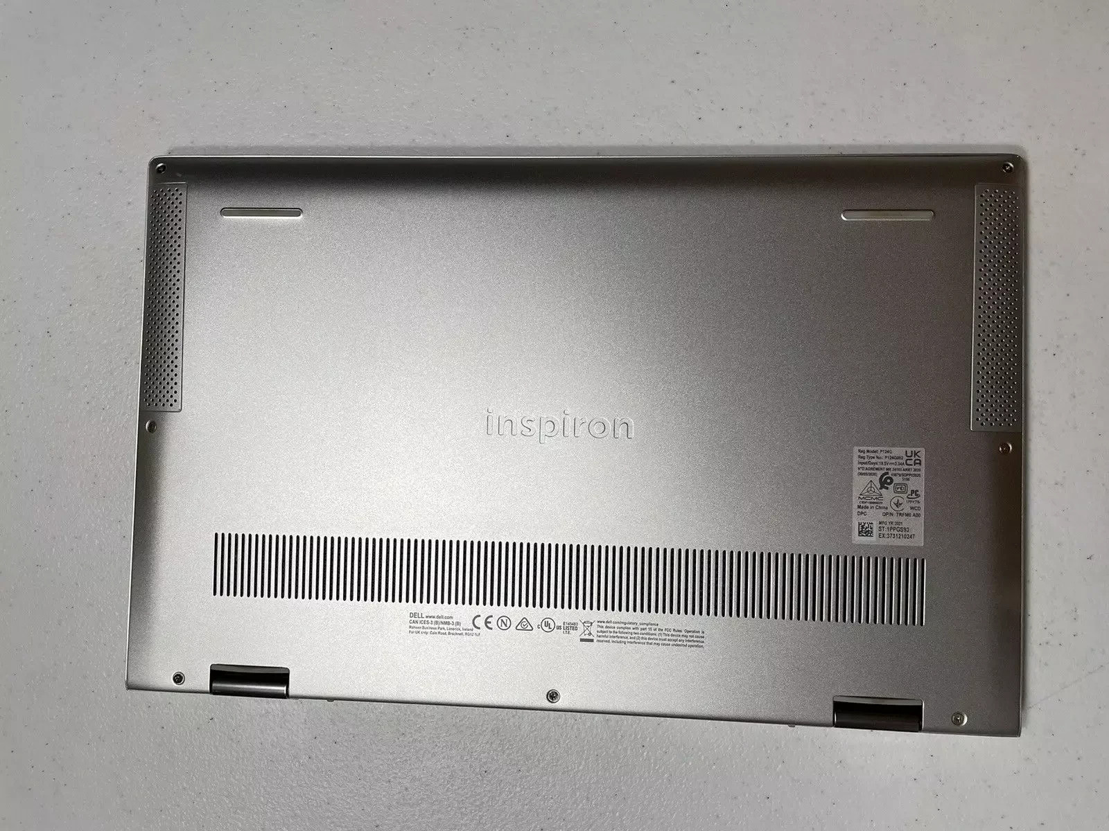 Dell Inspiron 7000 13.3″ FHD Touchscreen Laptop i5-1135G7 2.40GHz 8GB 512GB SSD