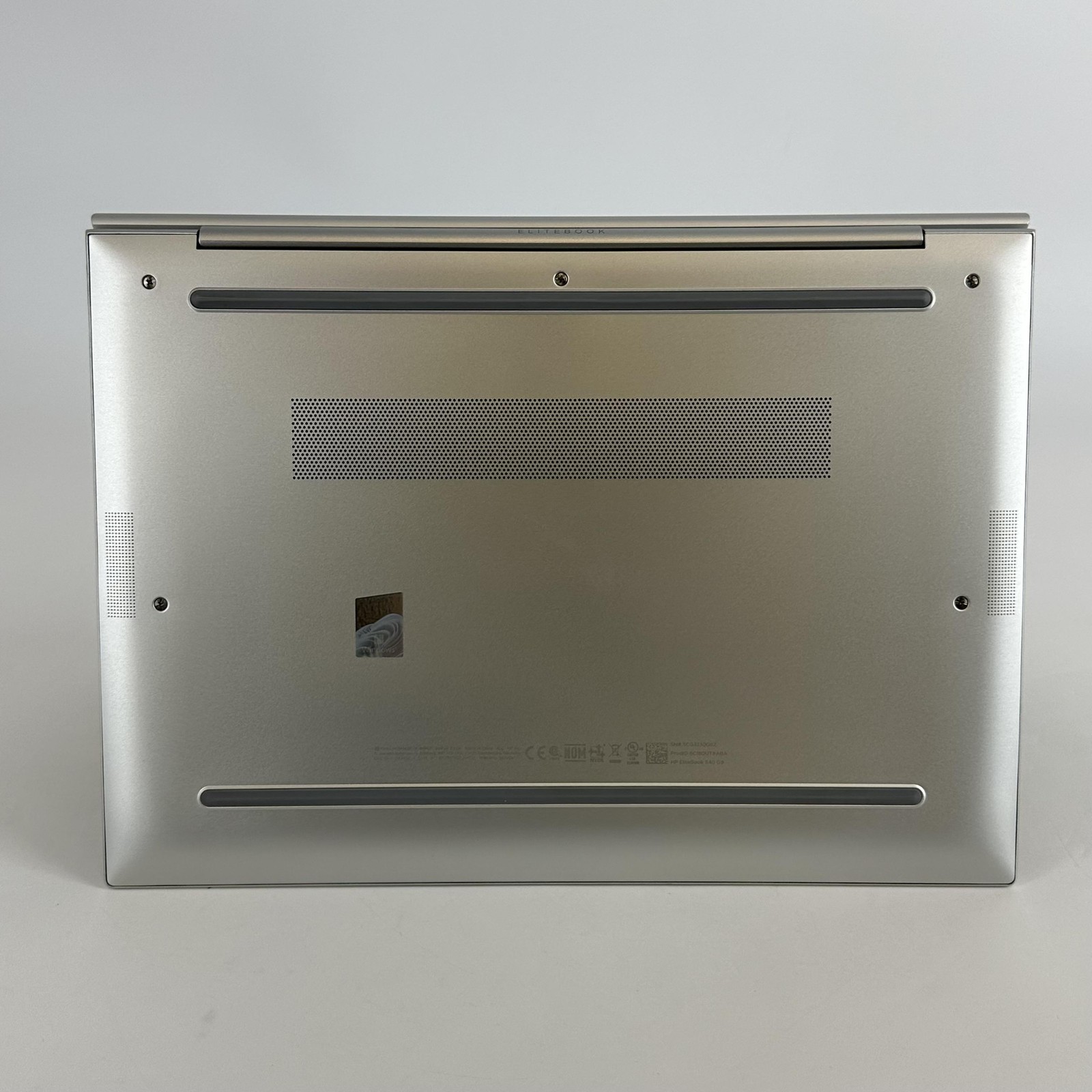 HP Elitebook 840 G9 14 FHD+ 1.8 GHz i7-1265U 16GB 512GB SSD Very Good