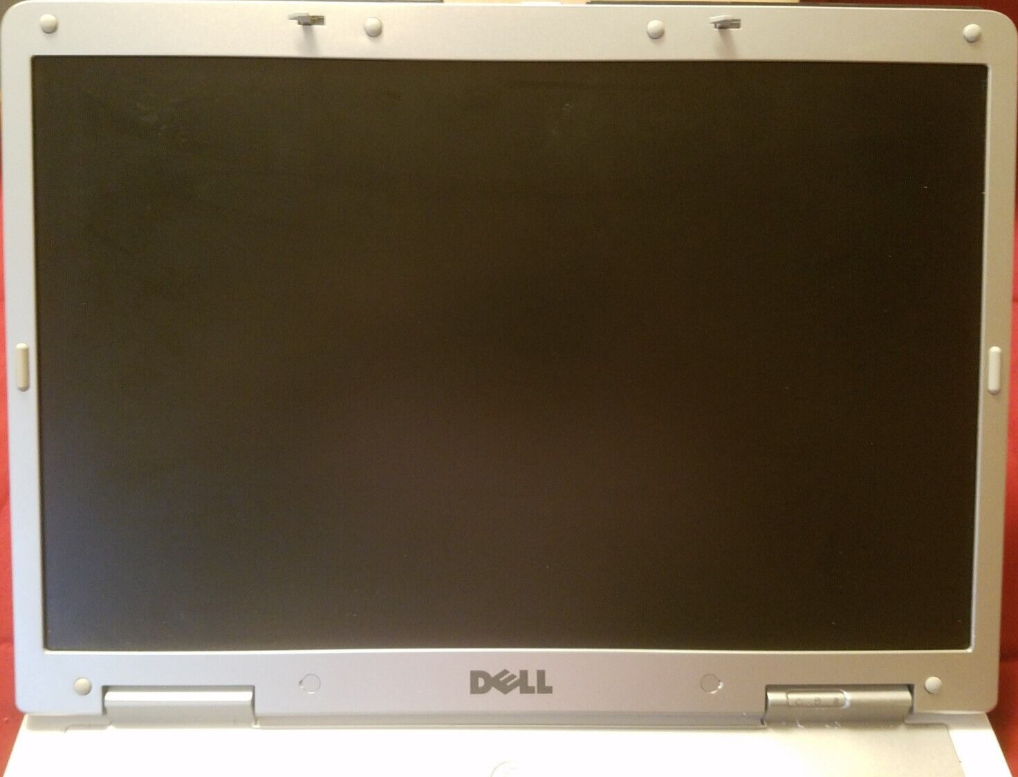 DELLInspiron 9300 Laptop 17″ 1GB 80GB HDD WinXP Radeon 300