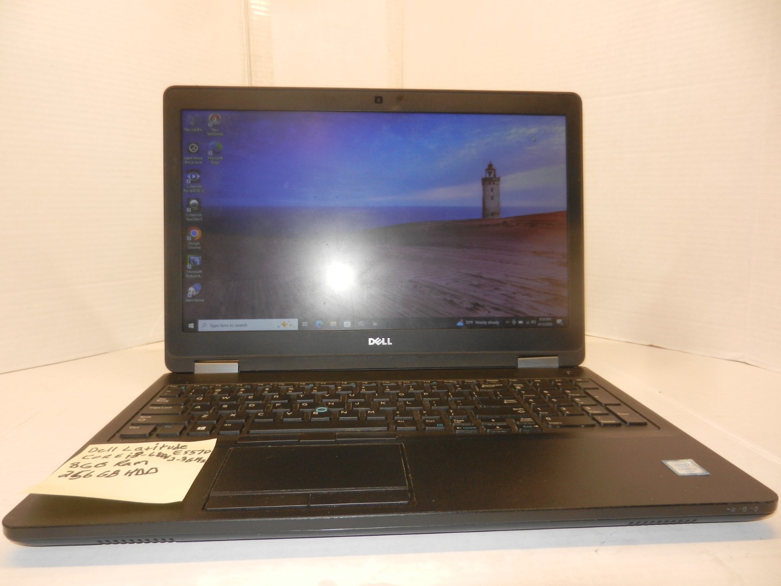 DELL LATITUDE E5570 15.5″ CORE i3-6100U 2.3GHz 8GB RAM 256GB SSD WINDOWS 10