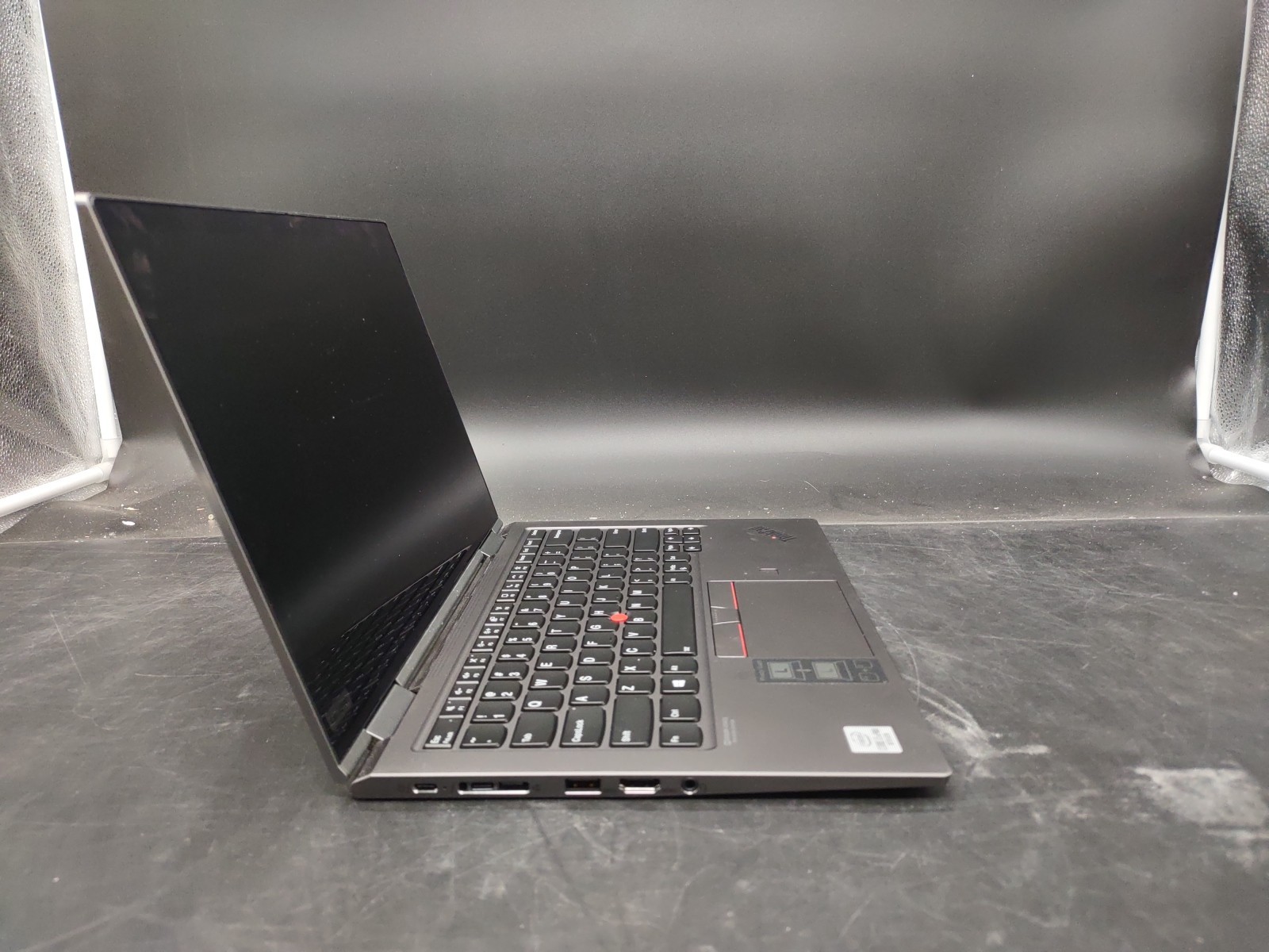 Lenovo Thinkpad X1 Yoga Gen 5 i5 10310U @ 1.70GHz 16GB RAM NO SSD NO OS