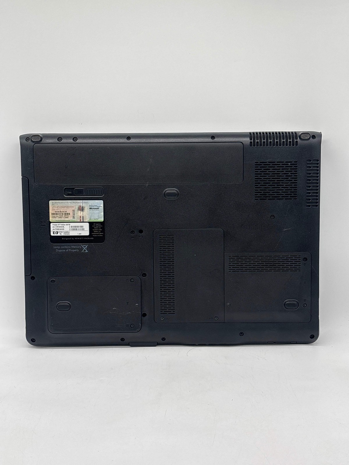 HP Pavilion dv2000 17″ AMD Turion 64 X2 4GB RAM 250GB HDD Black – For Parts