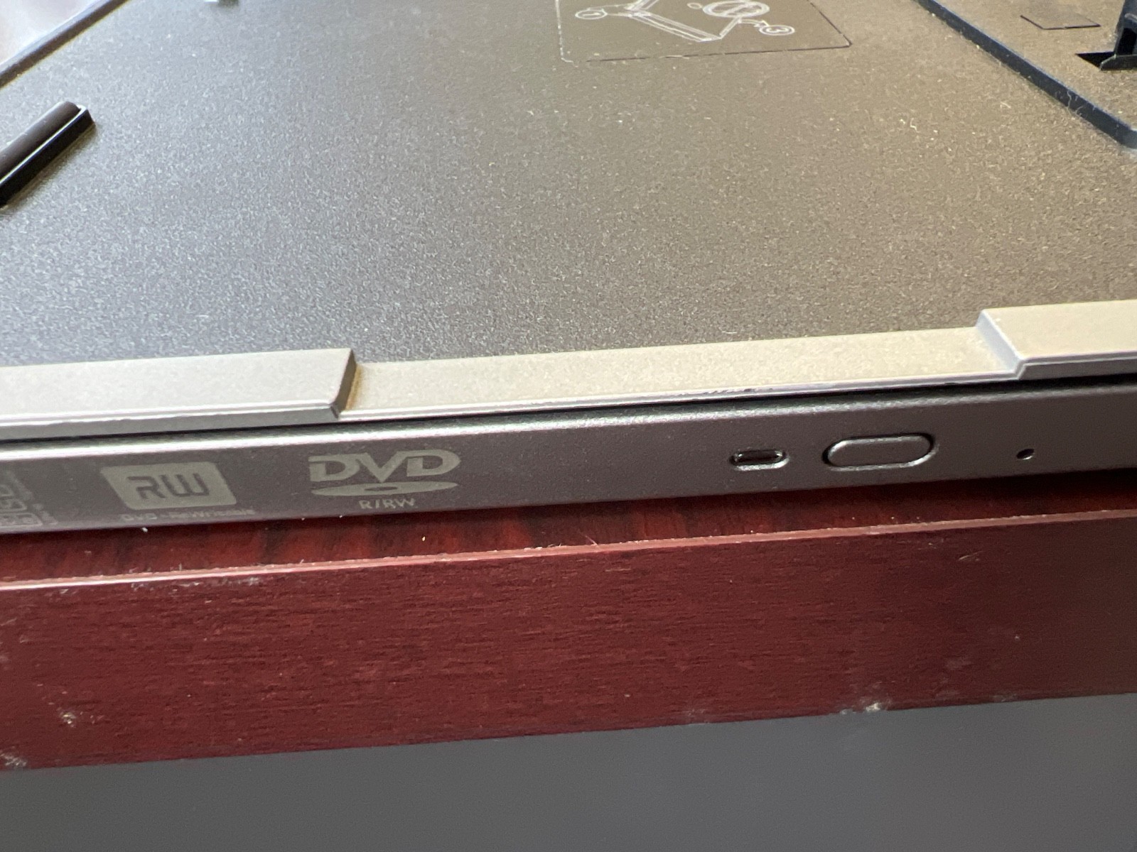 Dell Latitude D430 LT Win XP Pro Core 2 Duo 1.2GHz 2GB RAM 80GB HDD w/Media Base