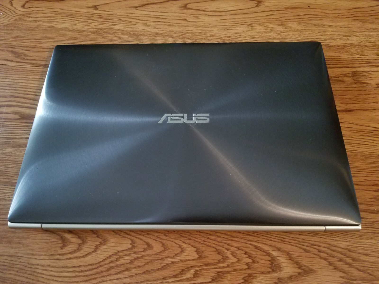 Asus Zenbook UX31E 13.3 Intel Core i7-2677M 1.8GHz 4GB 256GB SSD BT Win10+Office