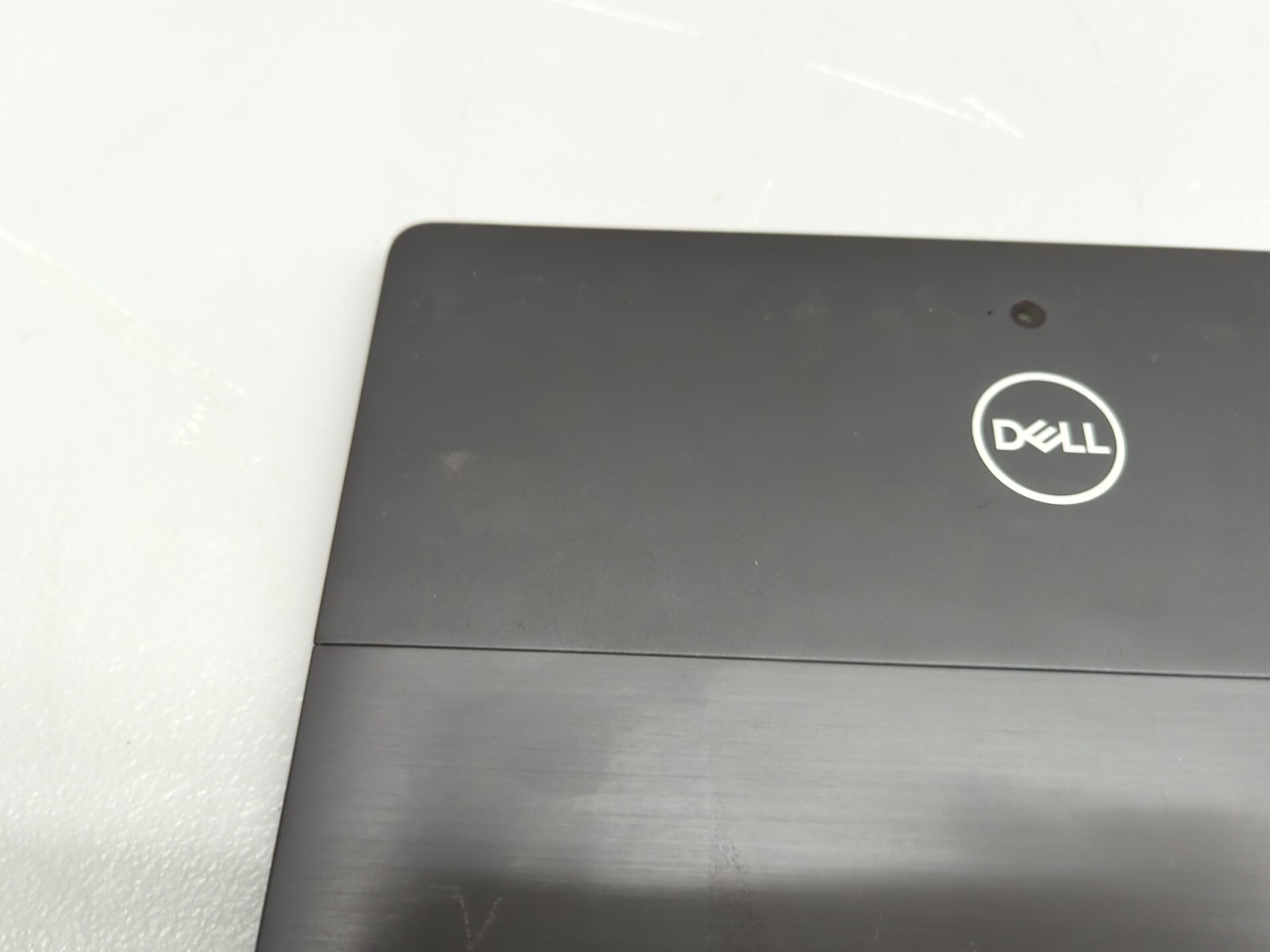 Dell 5290 2-in-1 Touch 12.3″ i5 8GB 128GB SSD Windows 11 – Webcam Faulty, No KB