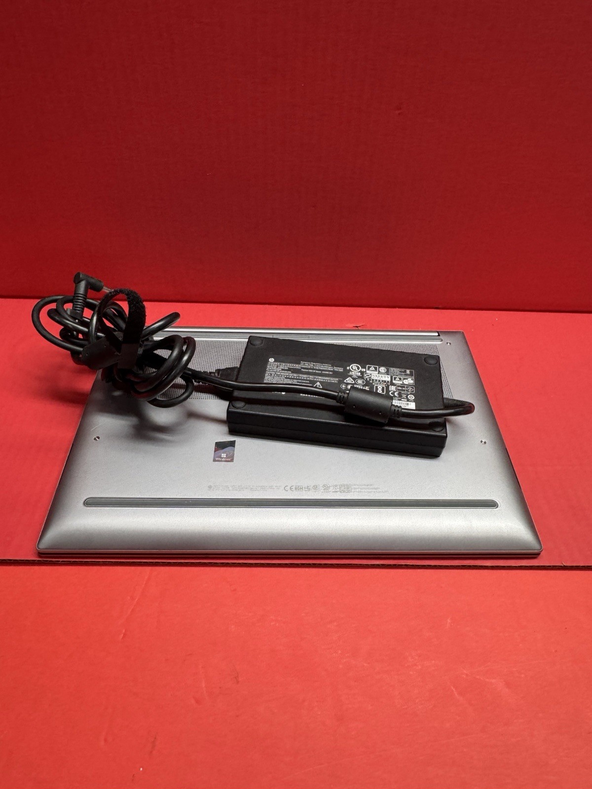 HP ZBook Studio G10 16″ 4K+ 13th I7-13800H 2500Mhz 1TB SSD 32GB Windows Pro
