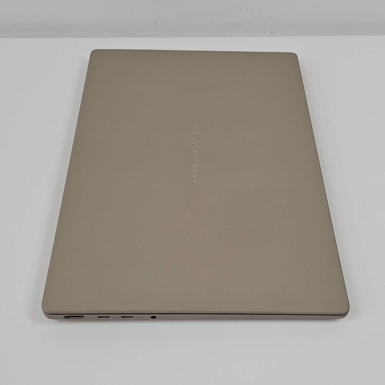 Asus Zenbook A 14 UX3407Q 14″ Snapdragon X Plus 3.2GHz 16GB RAM 512GB SSD