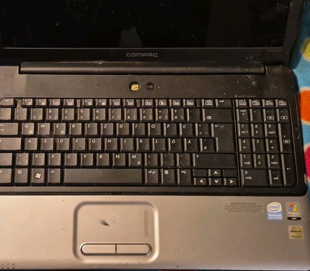 [Parts/Powers On] Compaq Presario CQ60-120EG No Power Supply. No Hard-Drive USA