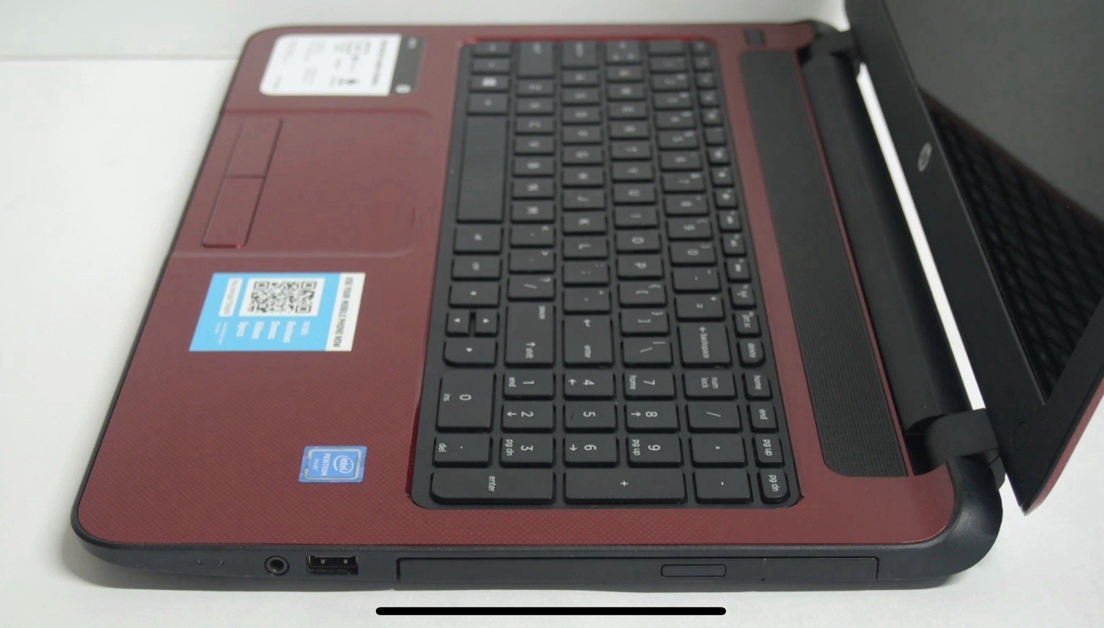 HP Notebook 15-f272wm 15.6″ (500GB HDD, Intel Pentium, 2.16GHz, 4GB) Laptop