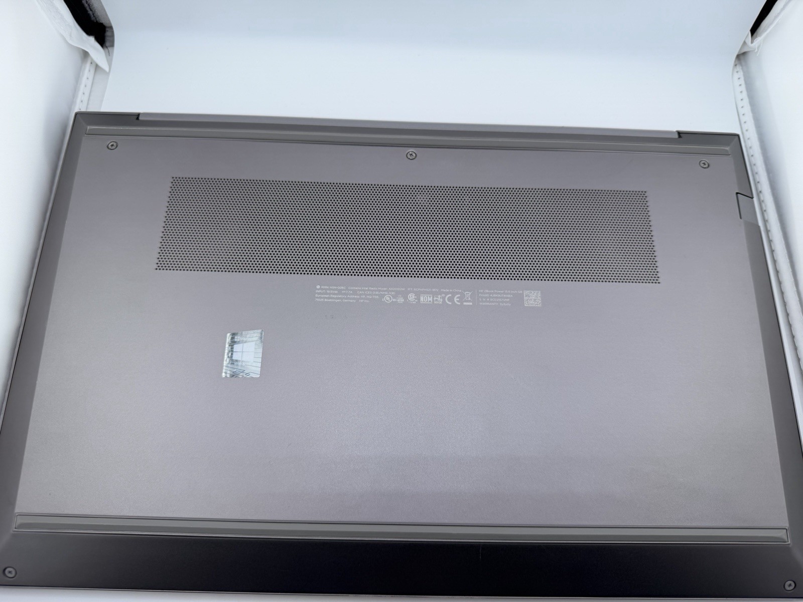 HP ZBook Firefly 15 G8 17-11850H NVIDIA T600 16GB 512GB SSD Win11 Pro