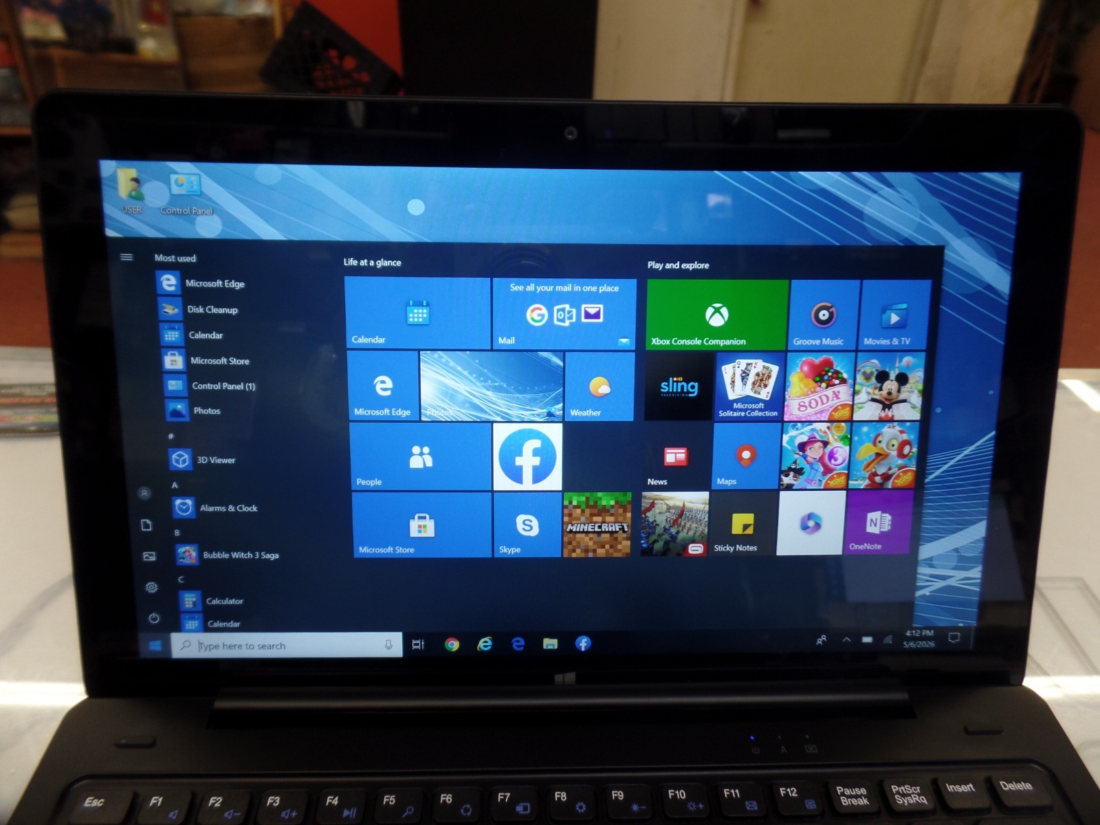 11.6″ Insignia NS-P11W7100 2GB 32GB Windows 10 1.44Ghz Intel Laptop Black