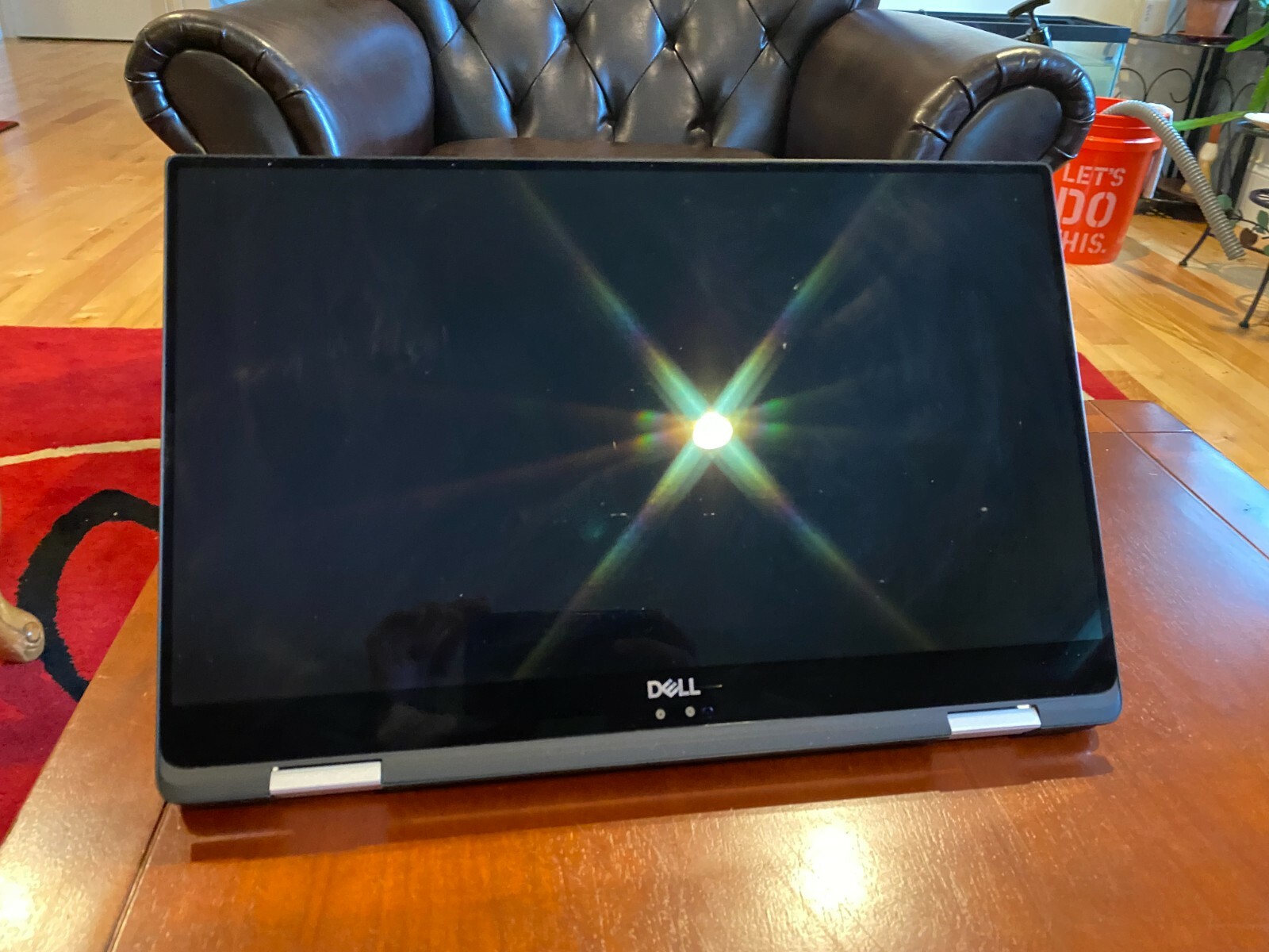 Dell XPS15 9575 2-in-1 1080p Touchscreen 2018 2.8GHz i5-8305G Vega M GL Graphics