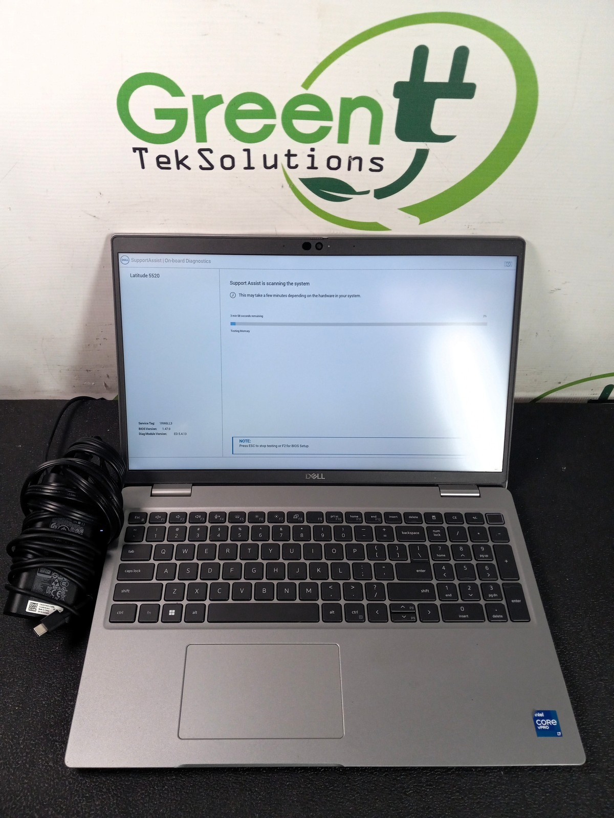 Dell Latitude 5520 15.6″ Core i7-1185G7 256GB 16GB Laptop w Adapter Win11 READ