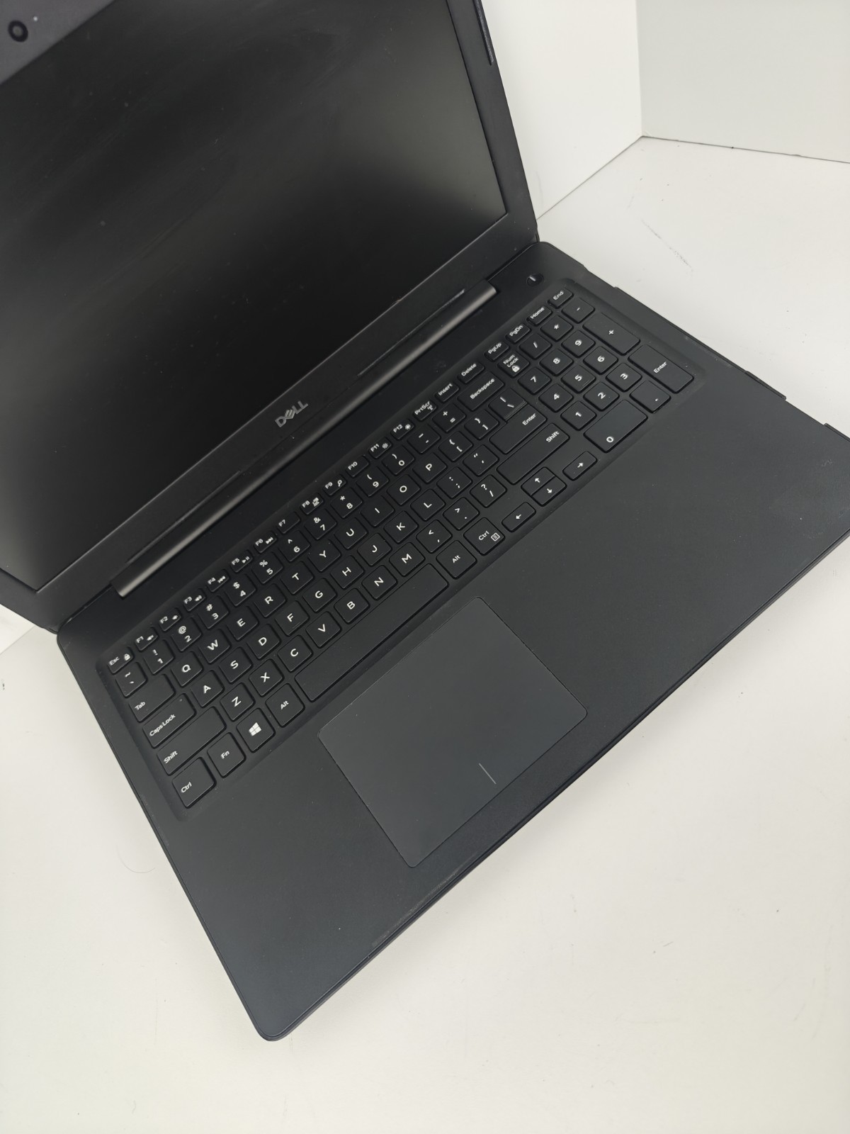 Dell Latitude 3590 Laptop i5-7200U 8GB Ram 256GB SSD Win 11 Pro Poor!