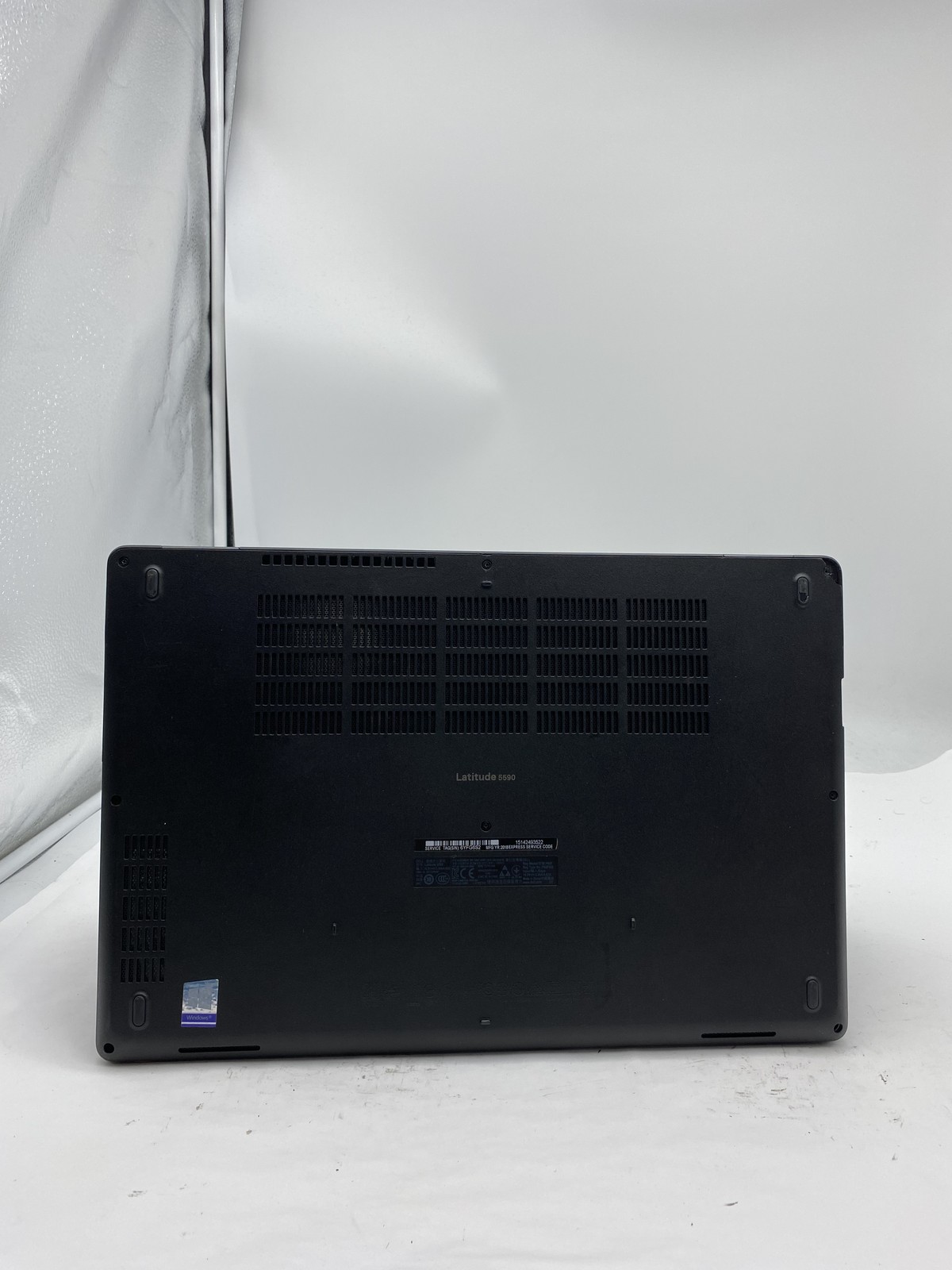 Dell Latitude 5590 Laptop Intel Core i5 8350U 1.7GHz 8GB RAM 256GB SSD W11P