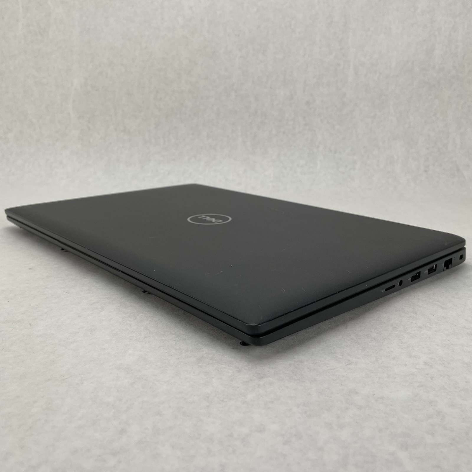 Dell Latitude 3520 15.6″ i5-1135G7 2.40 Ghz 8 GB RAM No SSD/OS/AC