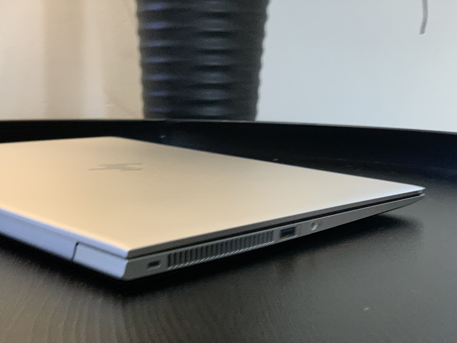HP EliteBook 1040 G4| i7-7600U| 2.8GHz | 16GB RAM|51 2 GB SSD |Finger Print| 14″