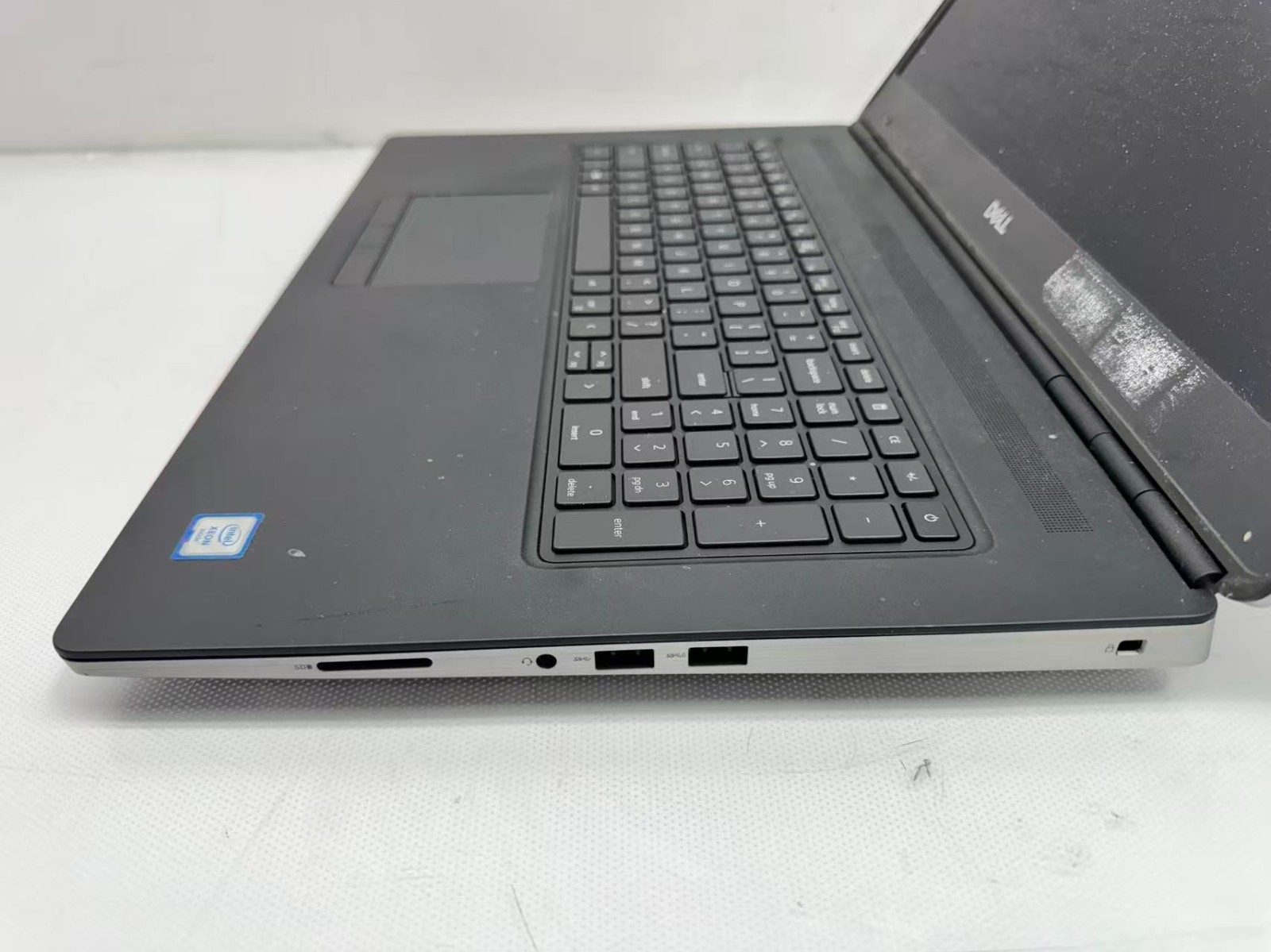 Dell Precision 7750 Xeon W-10855M@2.8GHz 16GB NO SSD RTX 3000 W/AC *READ*