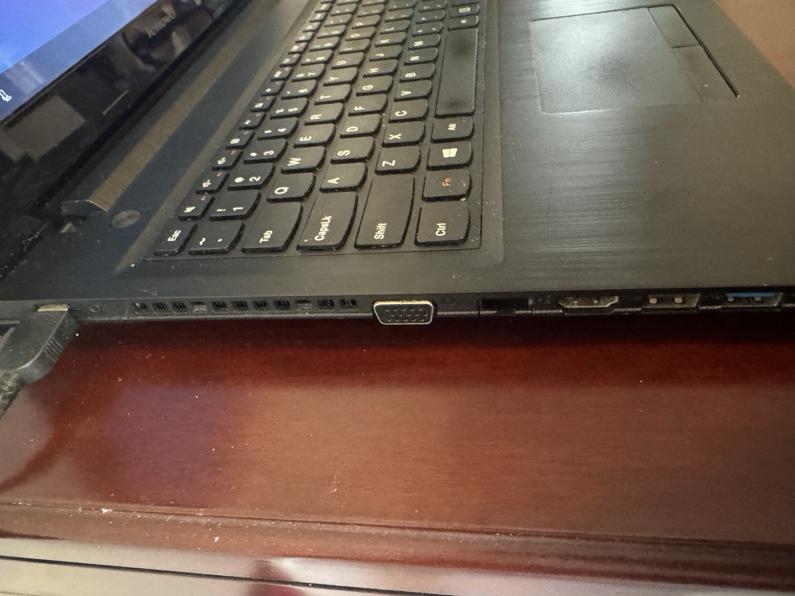 Excellent Factory Lenovo G50-80 80L0 15.6″ (Intel i3-4030U 1.90GHz, 4GB, Win 10)