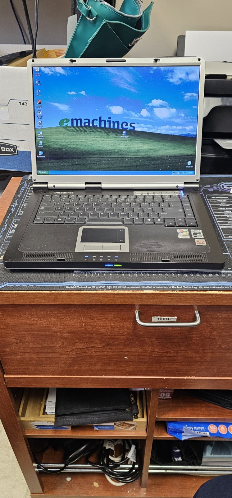 EMACHINES M5305 Windows XP AMD Athlon XP 2200 1.79 GHz 480 MB Of RAM 40 GB Hard.