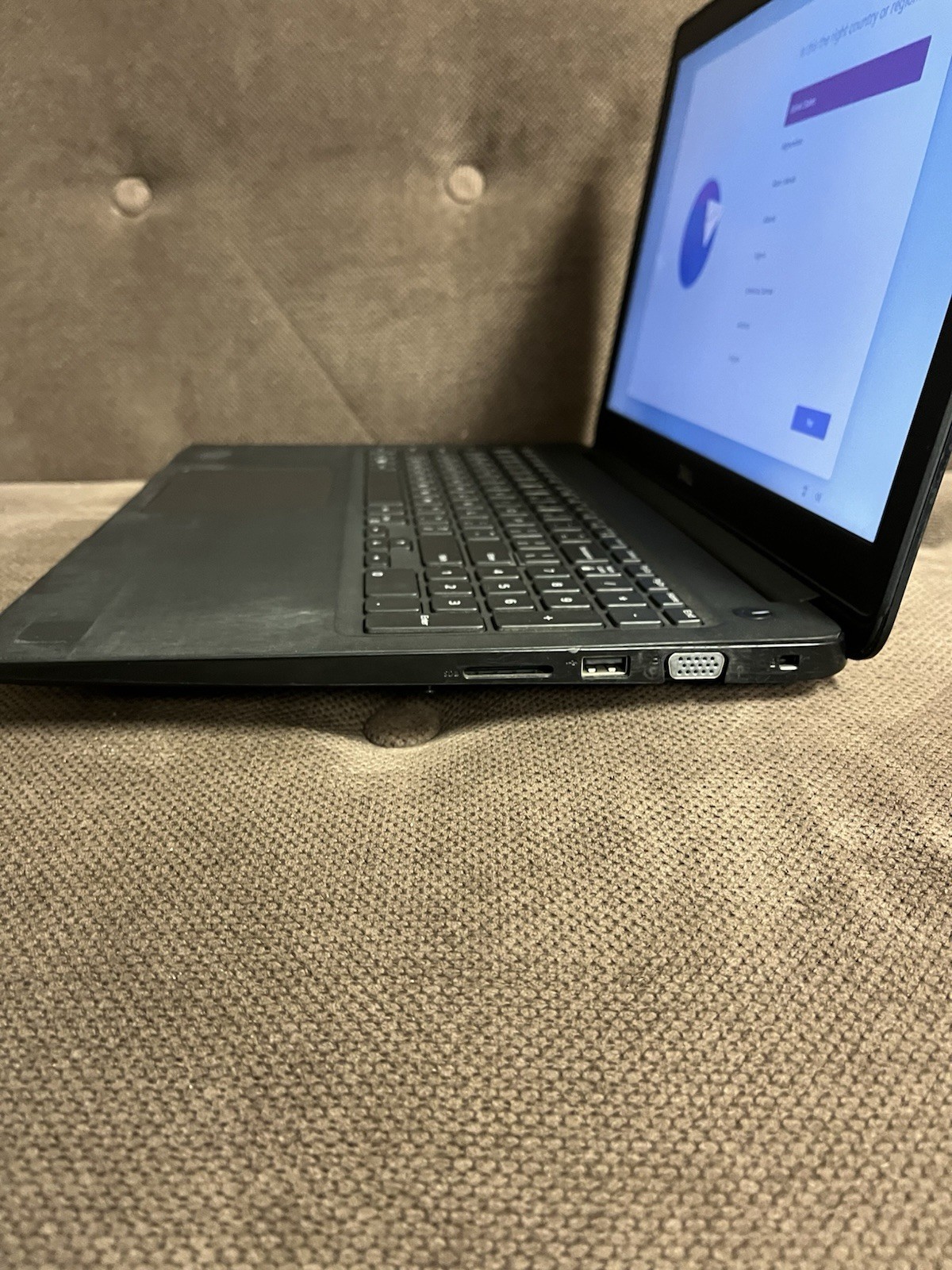 DELL LATITUDE 3500 15.6″ Intel Core i5-8265U 1.60GHz 8GB RAM 256GB SSD Win 11
