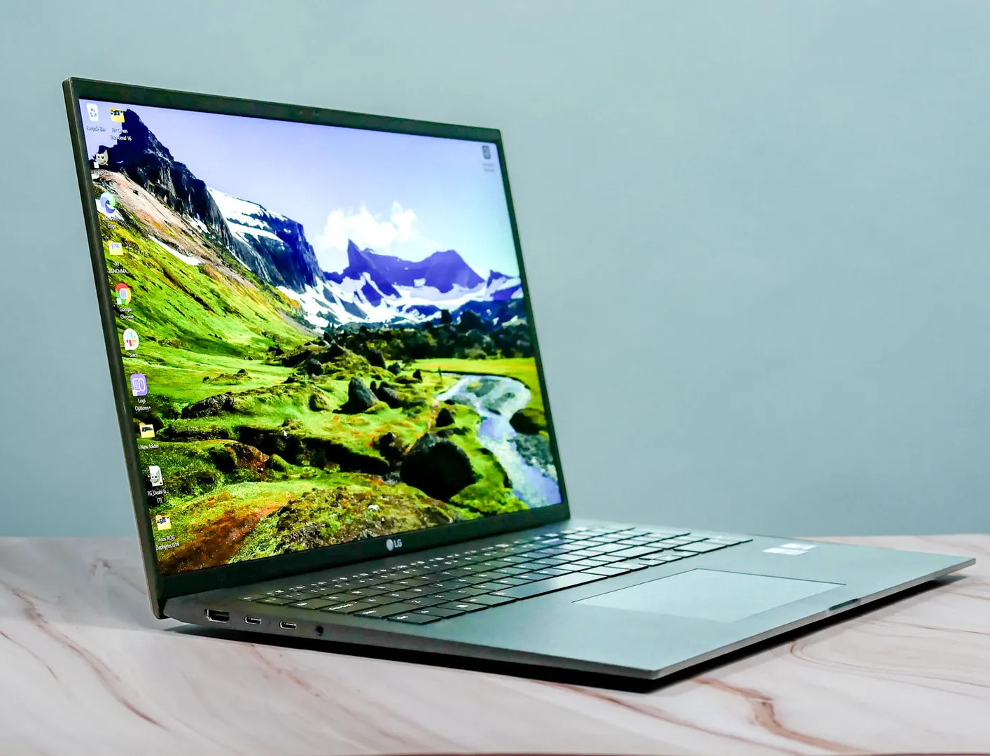 LG Gram 17″ Laptop Intel 13th Gen i5-1334U 4.5GHz 16GB RAM 512GB NVMe Xe 17Z90RU