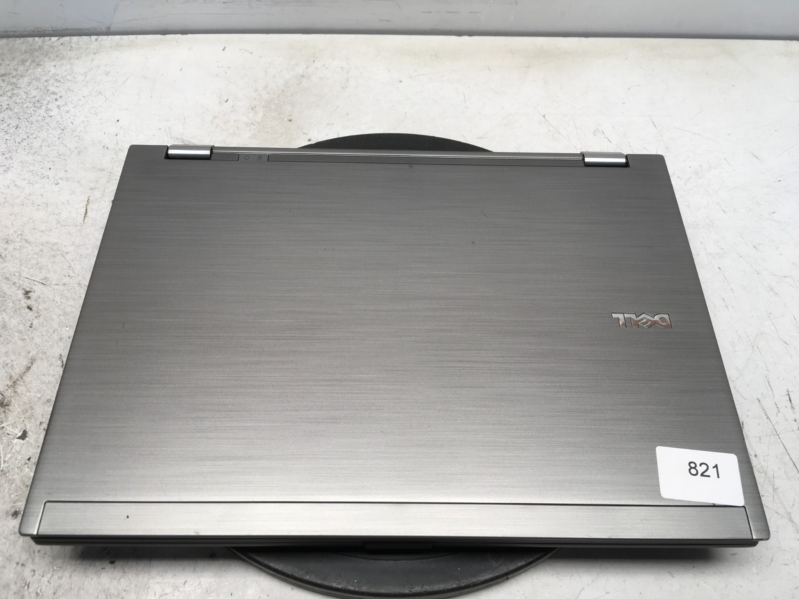 Dell Latitude E6410 Intel i5-M520 2.4GHz 4 GB NO HDD No Batt