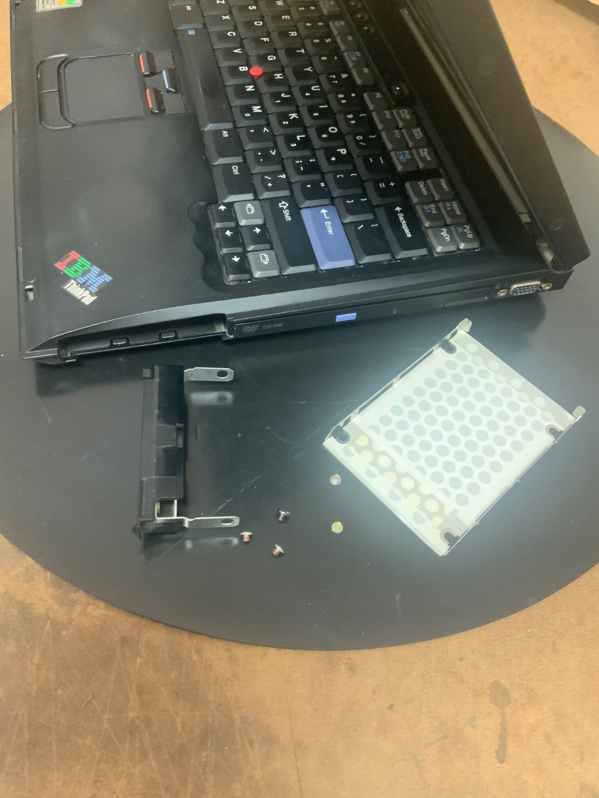 IBM ThinkPad R51 1836 – Pentium M 735 1.7 GHz – 15″ TFT For Parts or repair