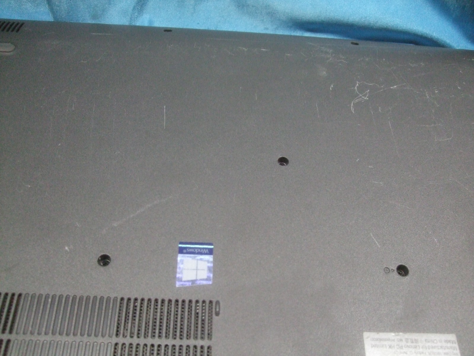 LENOVO IDEAPAD 330-17IKB | INTEL CORE I5-8250U | 1TB HDD | 8GB RAM | WIN10
