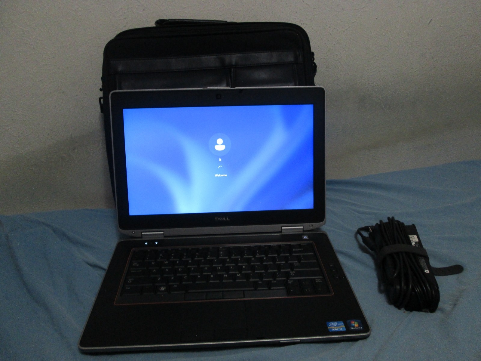 Dell Latitude E6420 Quad Core i7-2720QM, 2.2GHz,6GB RAM,500GB HD,Windows 11+Case