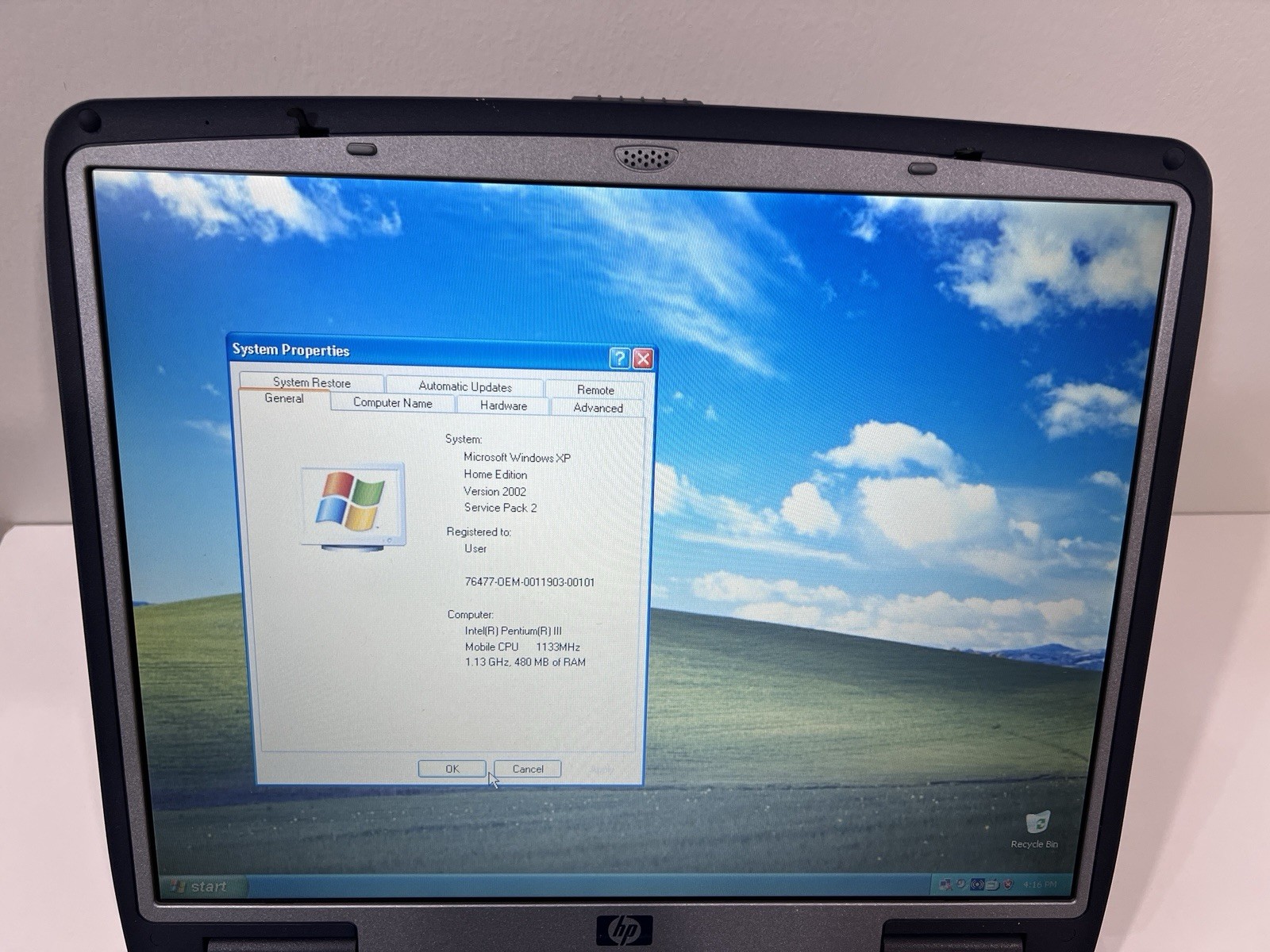 HP Pavilion Pavilion zt1000, WinXP, Pentium 3, S3 AGP, 30GB HDD- No Speakers