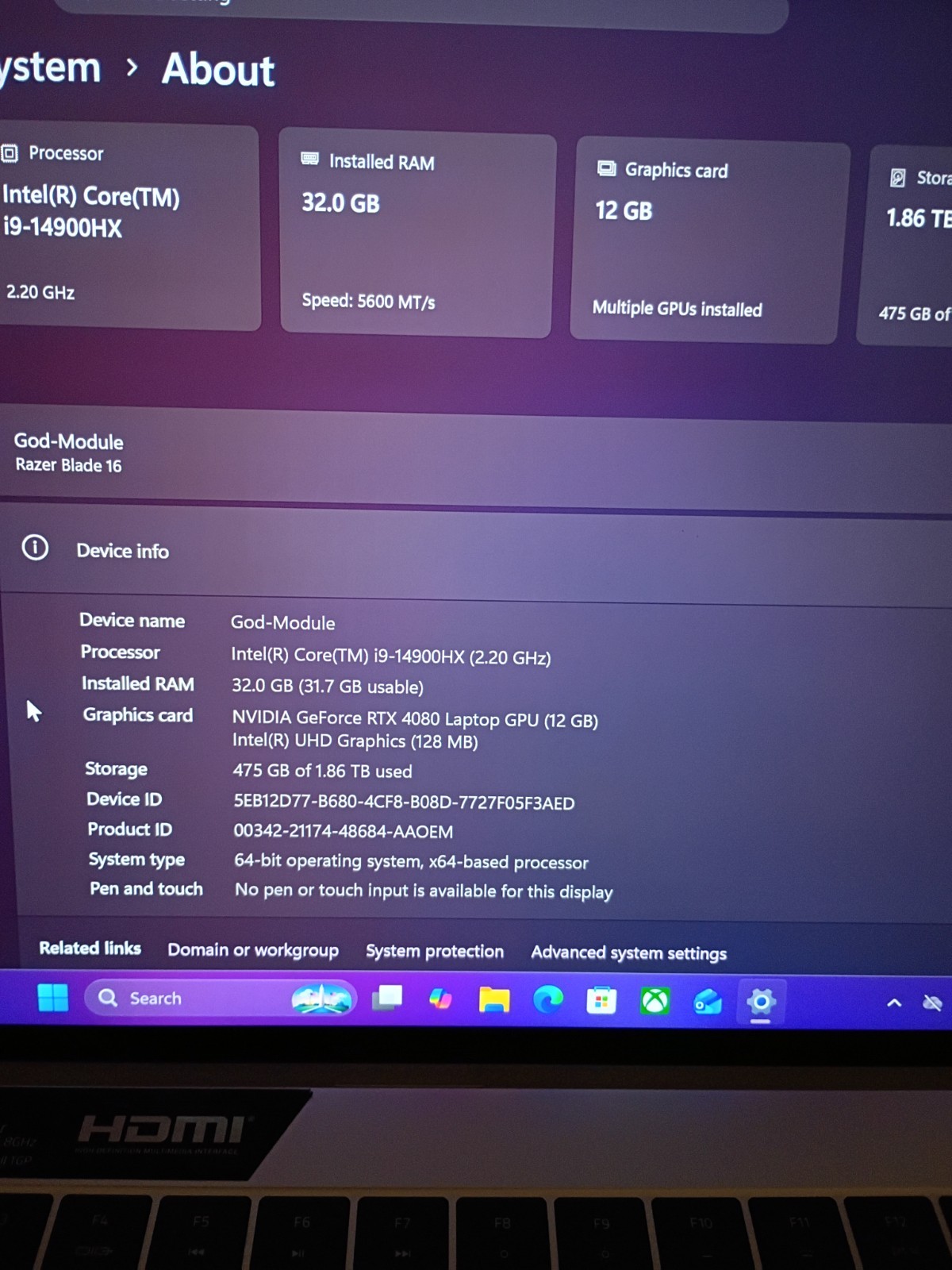 Razer Blade RZ09-0510TEM4-R3U1 16 16-inch Intel Core i9 i9-14900HX 32GB RAM 2TB