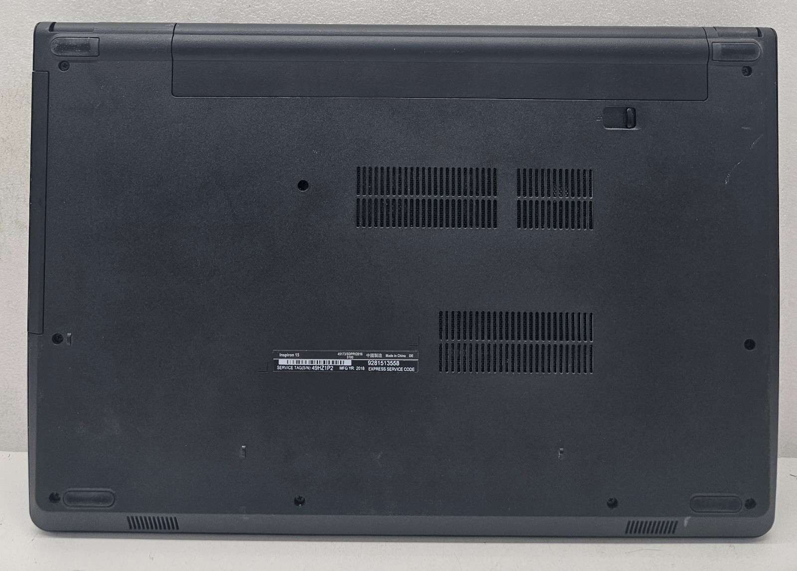 Dell Inspiron 15-3567 15.6″ Laptop Intel i3-7130U 8GB RAM 1TB HDD NO OS (FL)
