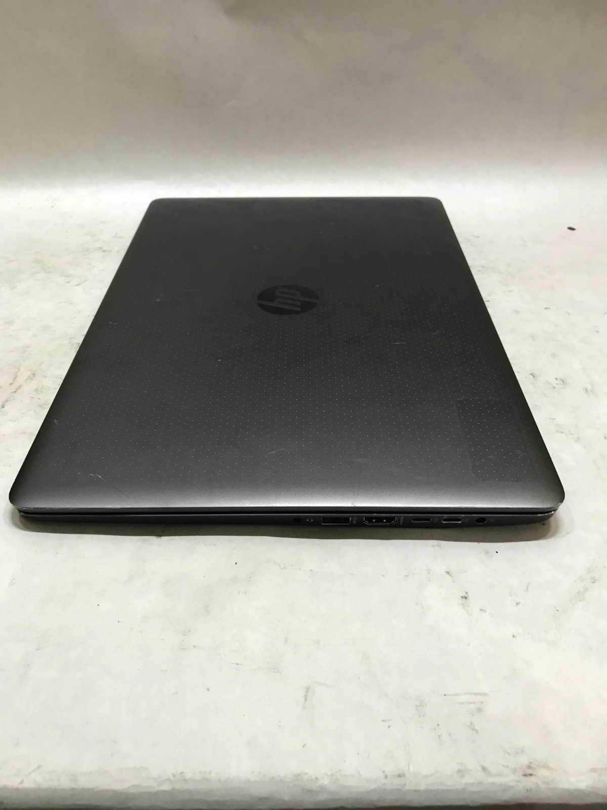 HP ZBook Studio G3 15″ Intel Core i7 NO RAM NO SSD/OS For Parts READ DESC – DW
