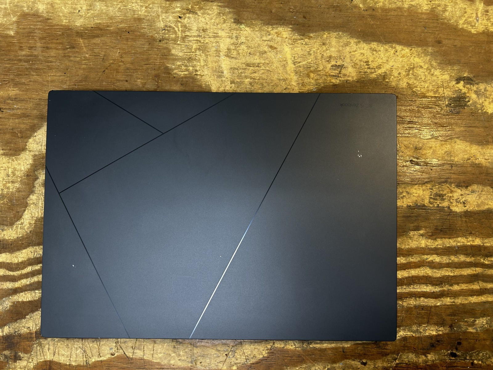 ASUS Zenbook 14X OLED 14.5″ 2.8K Laptop Intel i5-13500H 8GB 512GB broken screen