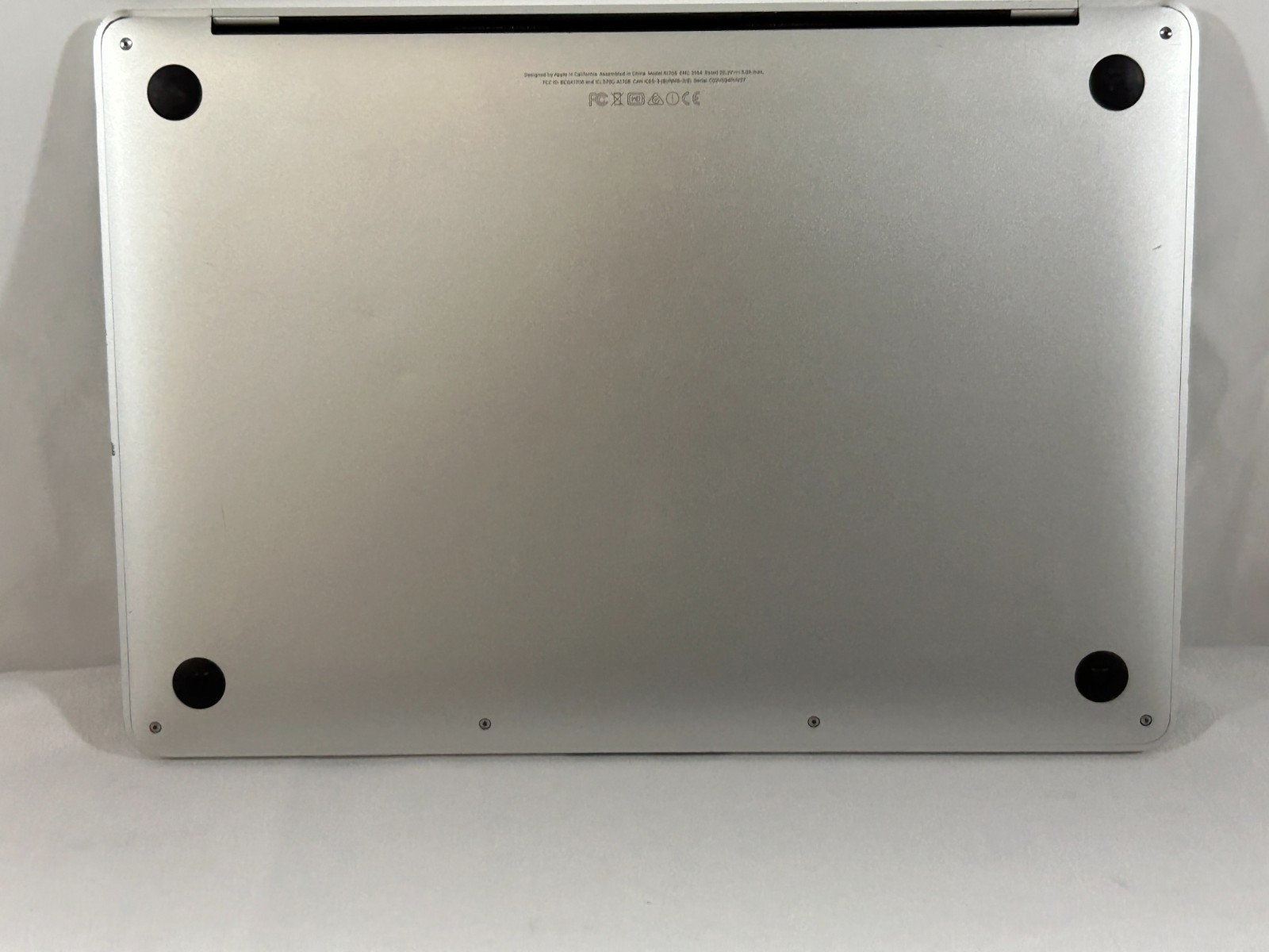 Macbook Pro 2017 | 13inch | intel Core i5 | 8GB |128GB SSD | Factory Reset Ready
