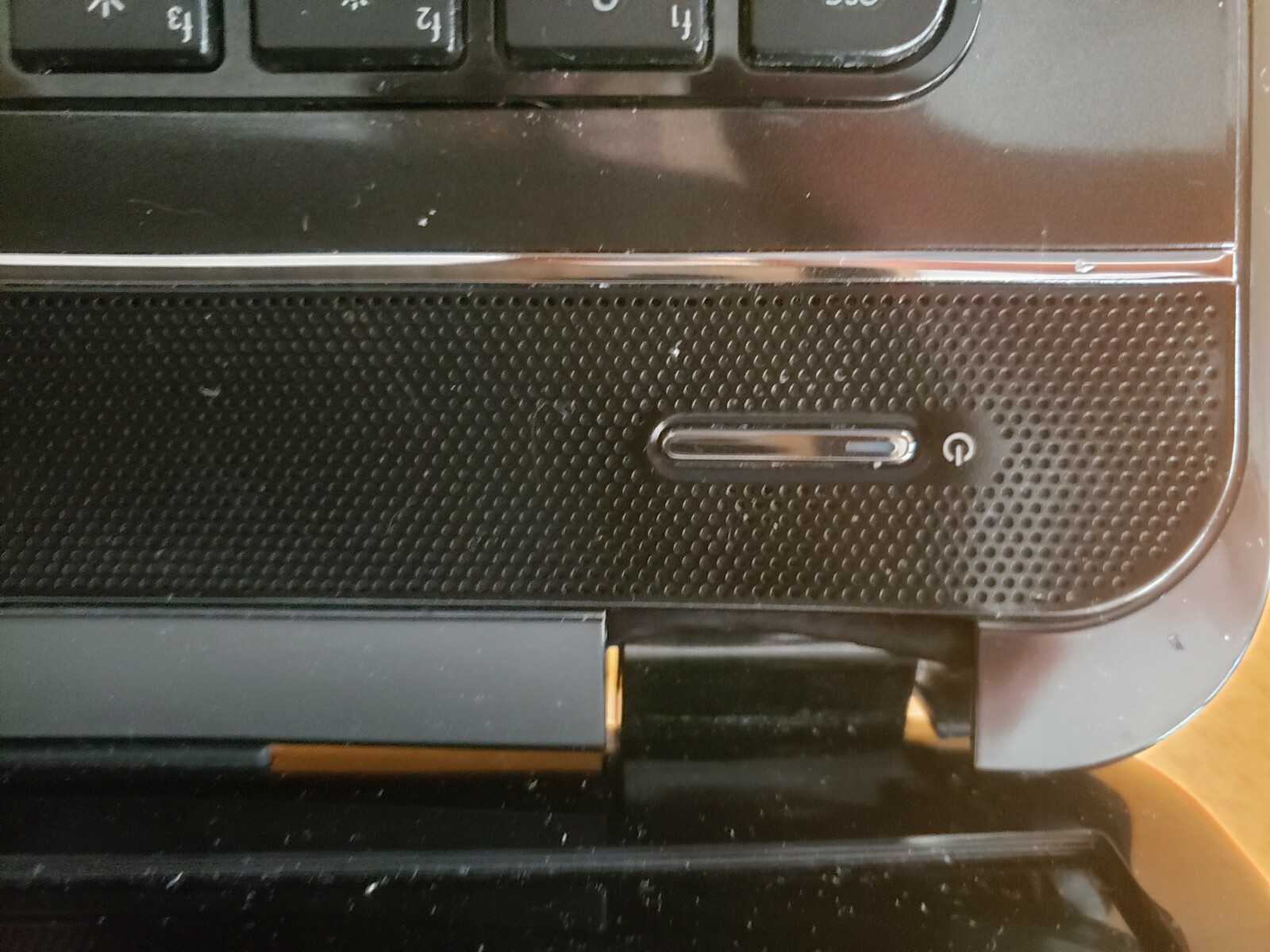 HP Pavilion G7 notebook  AR5B125