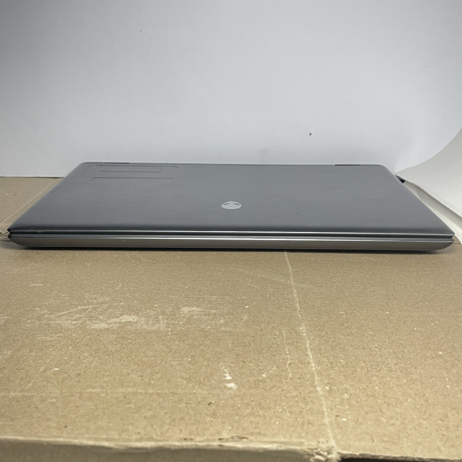 Dell Alienware M16 R2 RTX 4070 240Hz Ultra 7 155H 16GB 1TB SSD Good
