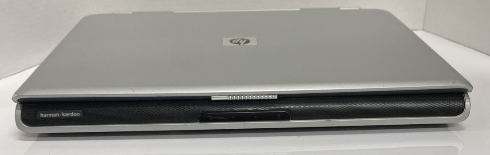 Vintage HP Pavilion zd8000 – Untested | No Hard Drive | READ