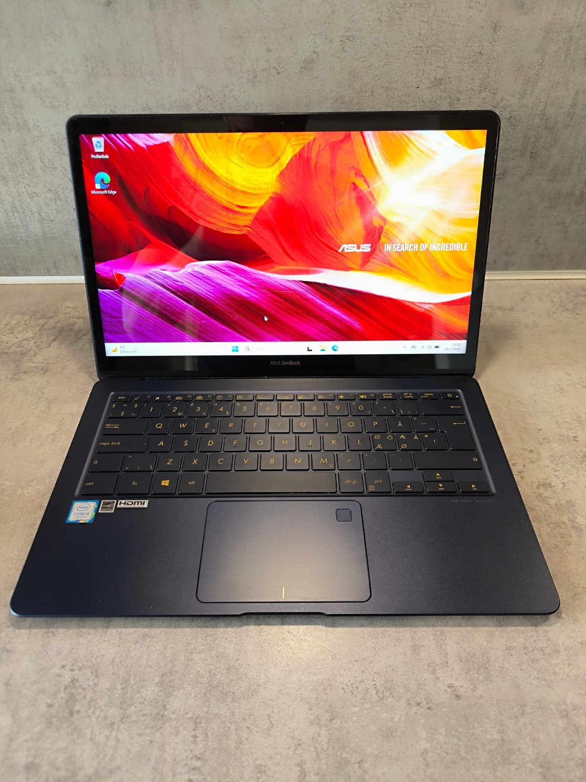 SUS ZenBook UX490UA – Ultra-Slim Premium Ultrabook | i5 | 8GB RAM | 512GB NVMe