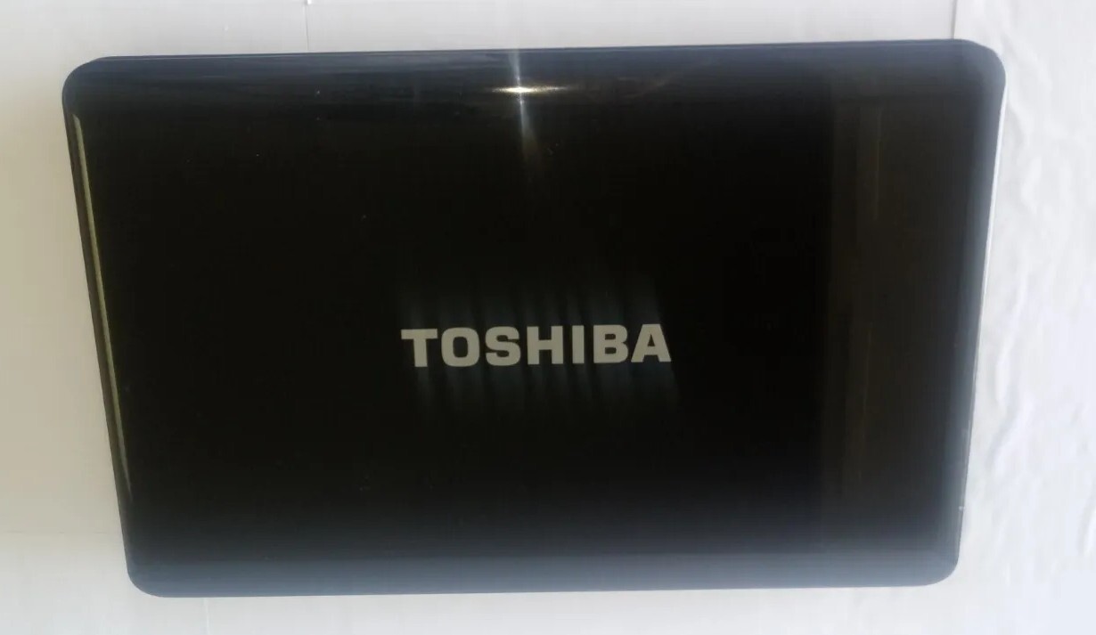 TOSHIBA SATELLITE L655-S 750GB 8GB INTEL CORE i3 M380 2.53 GHz Win 10 PRO