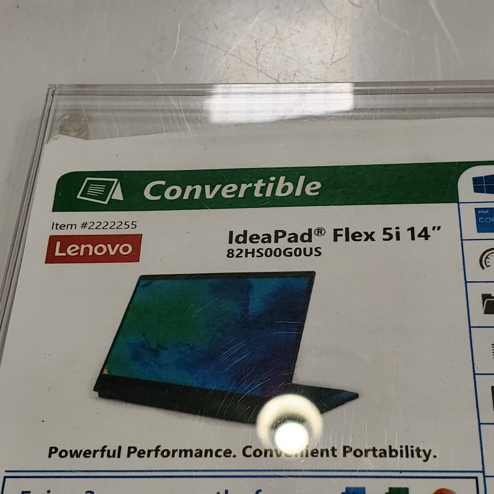Lenovo IdeaPad Flex 5i 14″ Full-HD (1920 x 1080)
