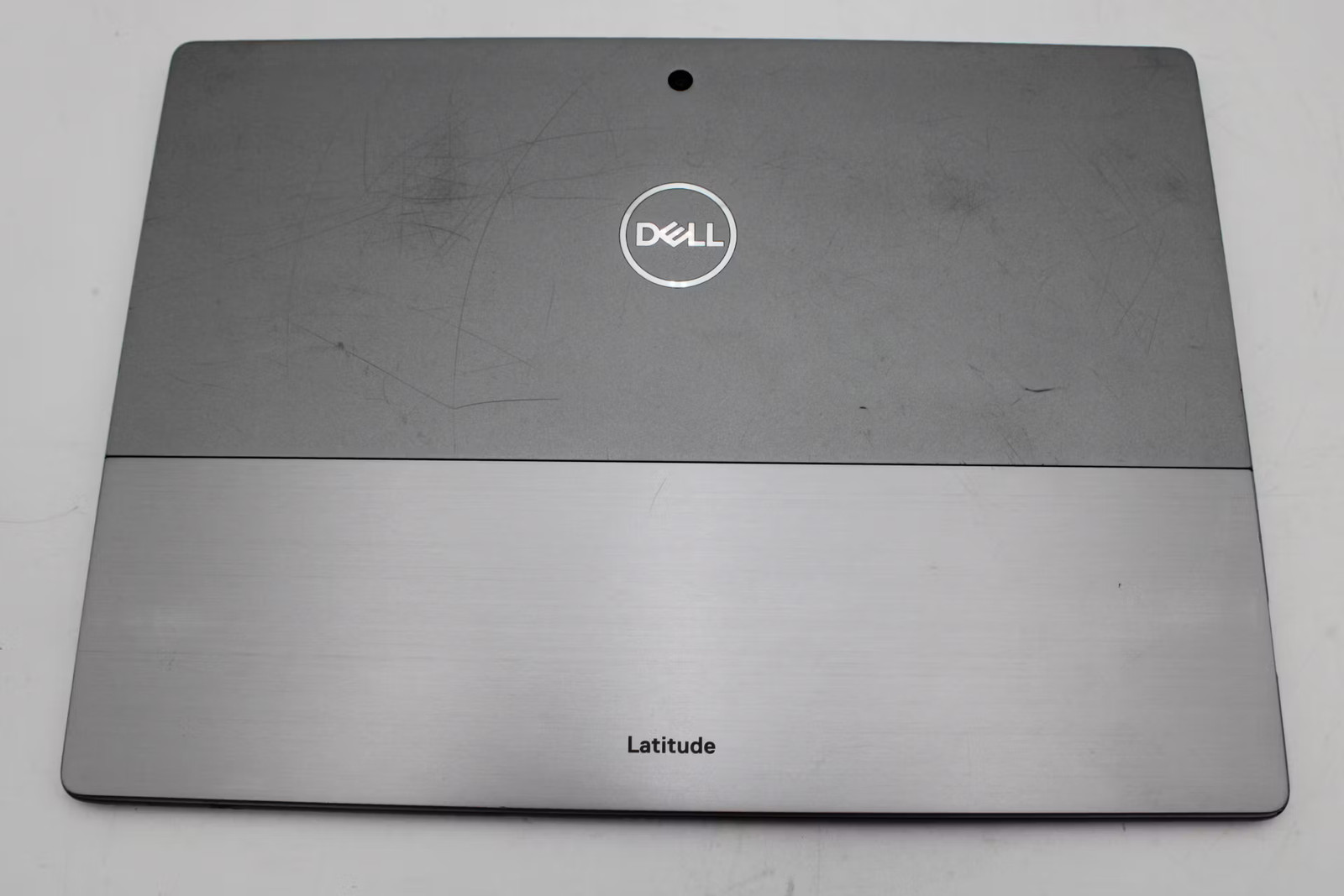 Dell Latitude 7320 Detachable 13″ i5-1140G7, 256GB NVMe, 16GB RAM, No keyboard