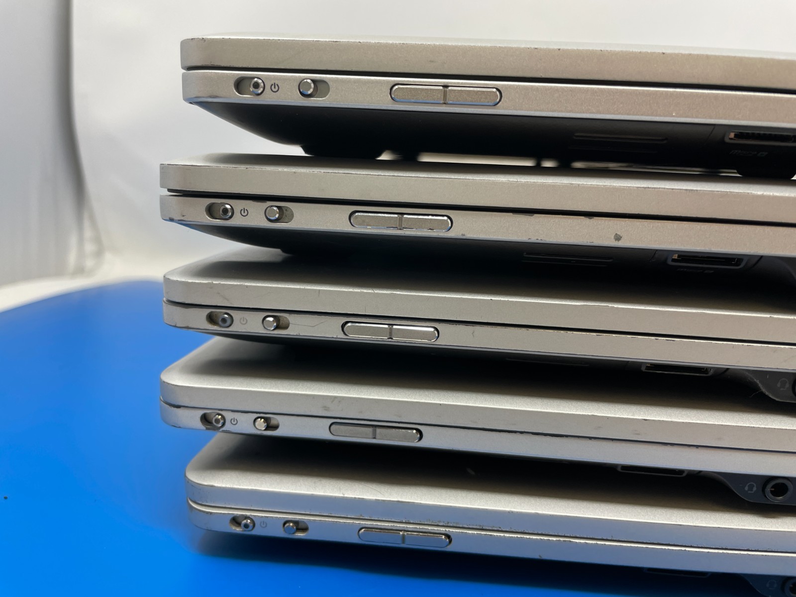 5 HP EliteBook Revolve 810 G3 FOR PARTS – i5 5200U 8GB RAM 256GB SSD