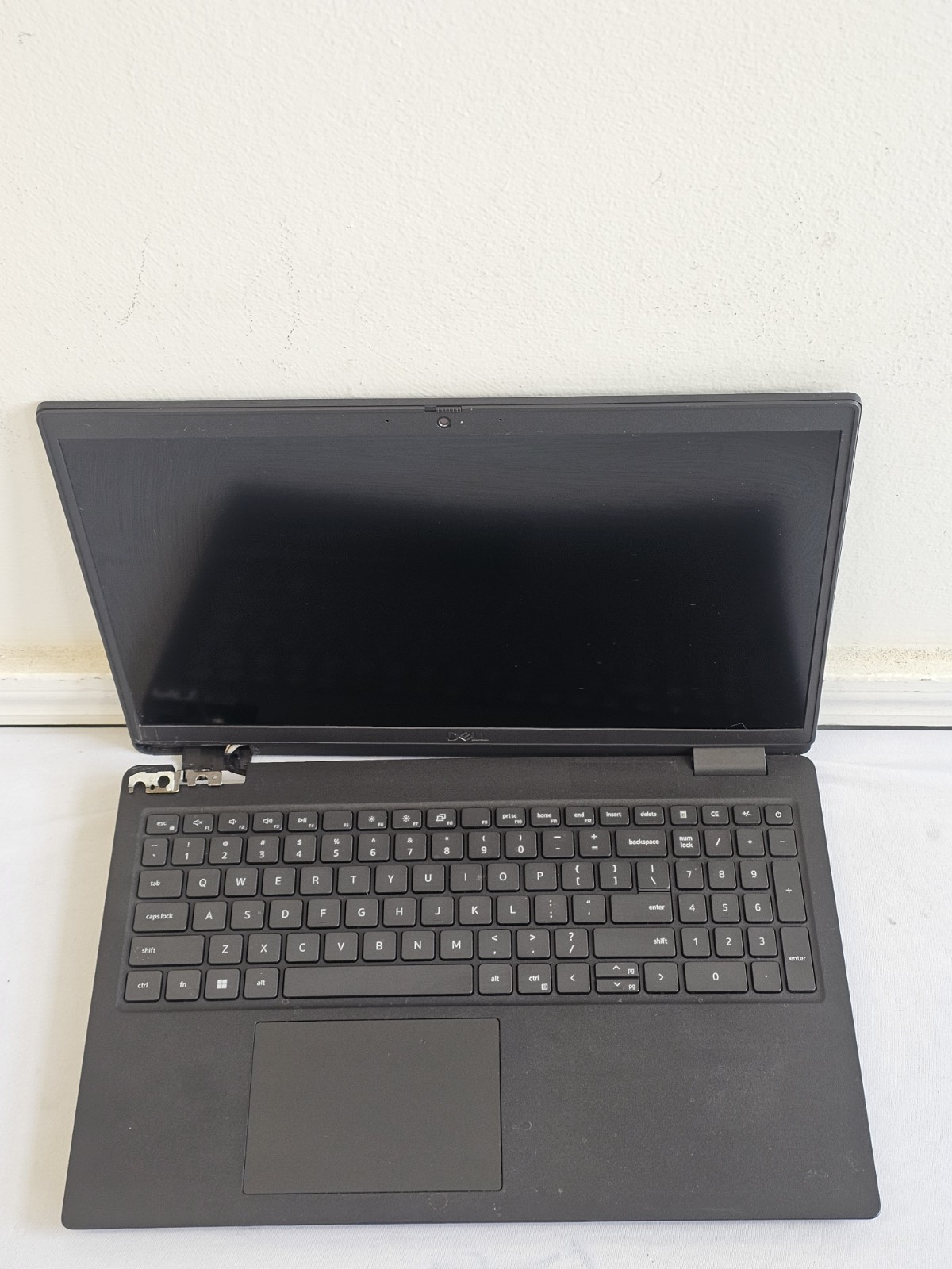 Dell Latitude 3520 Laptop – i5 Gen 11 – 16GB RAM – 256GB SSD – Windows 11 – READ